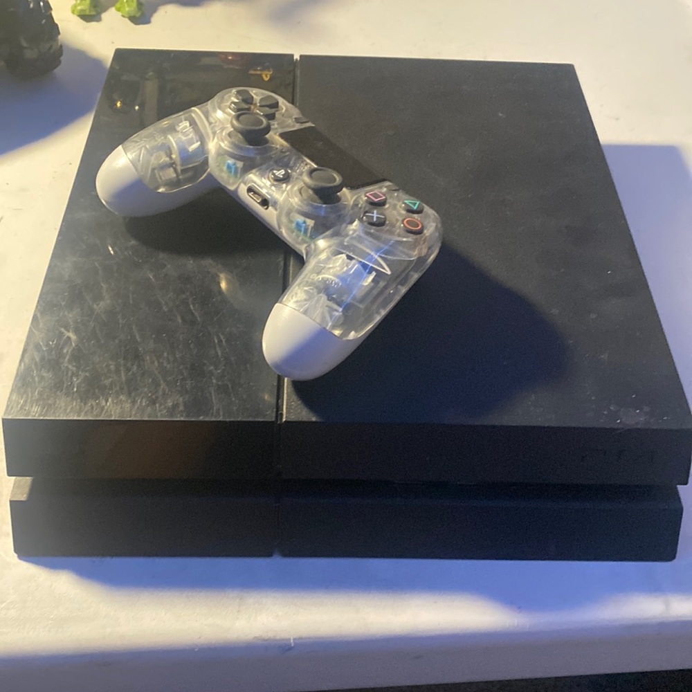 COPY - Playstation 4 with one controller